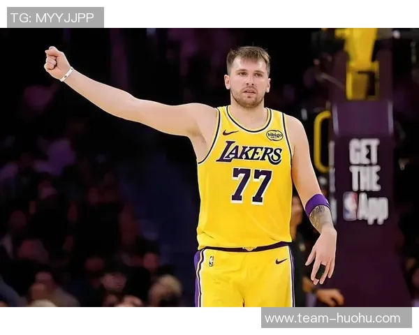 东契奇因腿筋拉伤缺席勇士战新援肯纳德出战情况待定 东契奇因腿筋拉伤缺席勇士战新援肯纳德出战情况待定